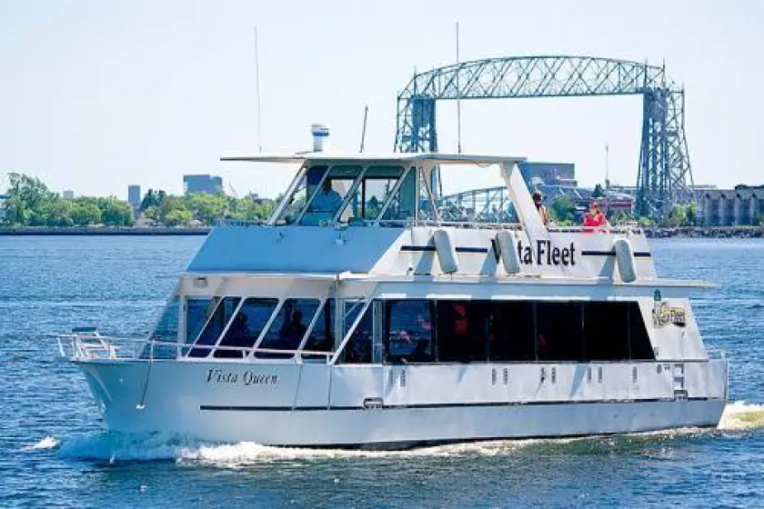 The Vista Queen on Lake Superior